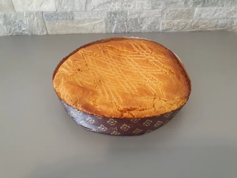 gâteaux basques crème ou cerise 